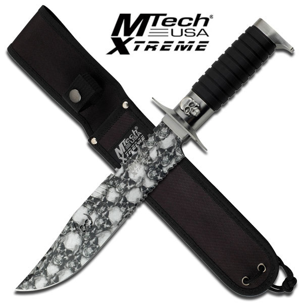 Knife With Skull Comouflaged Blade